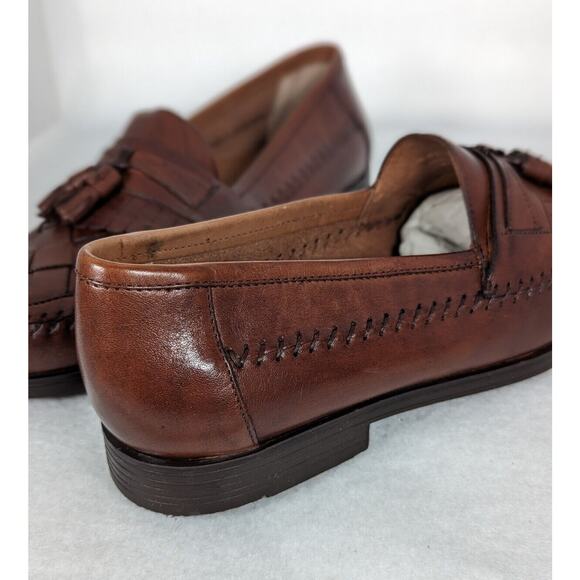 Easy Spirit Mens shoes 9.5B NIB Leather Upper Made In Brazil - Picture 8 of 11